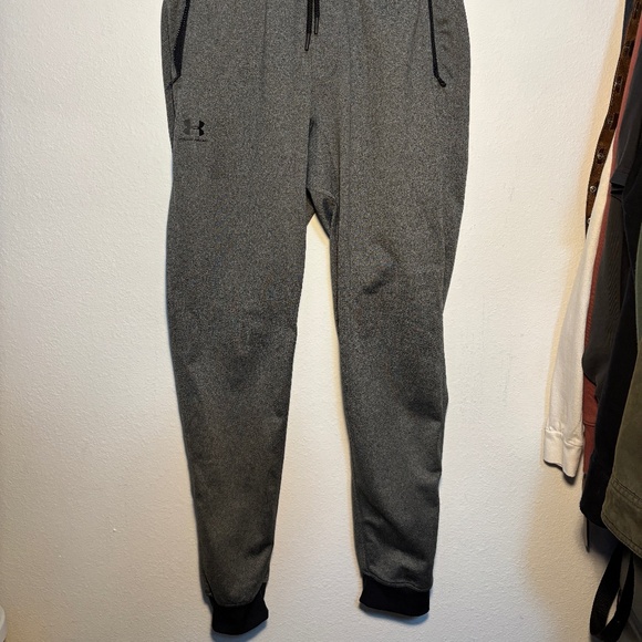 Under Armour Joggers - Picture 1 of 3